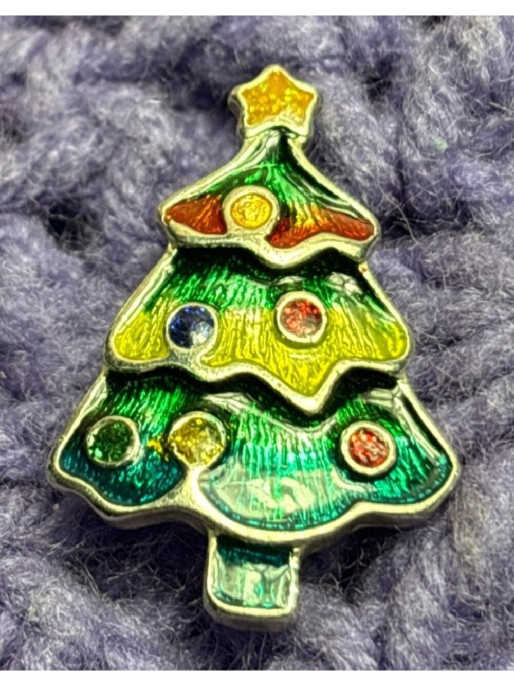 Goldtone Enamel and Rhinestone Christmas tree Pin Mini Brooch 1 1/4"